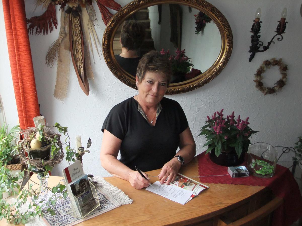 Ferienwohnung "Edeltrud Deluxe Moselblick" Verbandsgemeinde Verbandsgemeinde Bernkastel-Kues Buitenkant foto