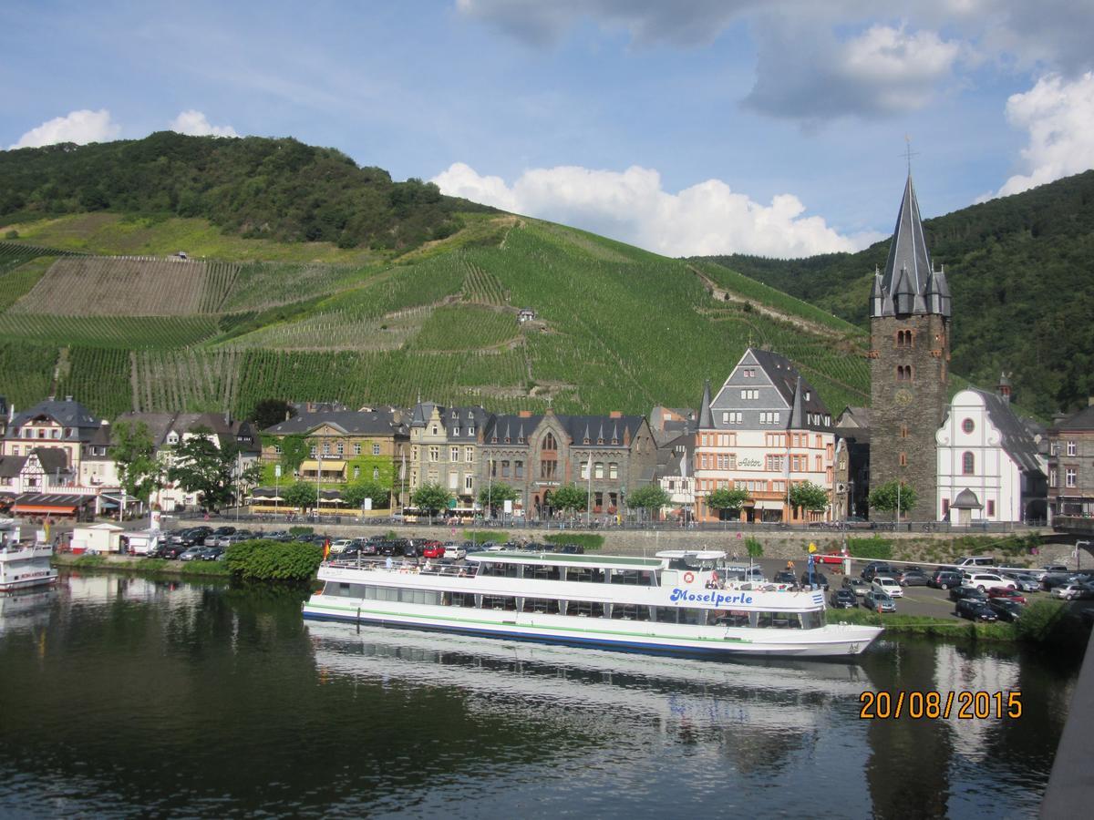 Ferienwohnung "Edeltrud Deluxe Moselblick" Verbandsgemeinde Verbandsgemeinde Bernkastel-Kues Buitenkant foto