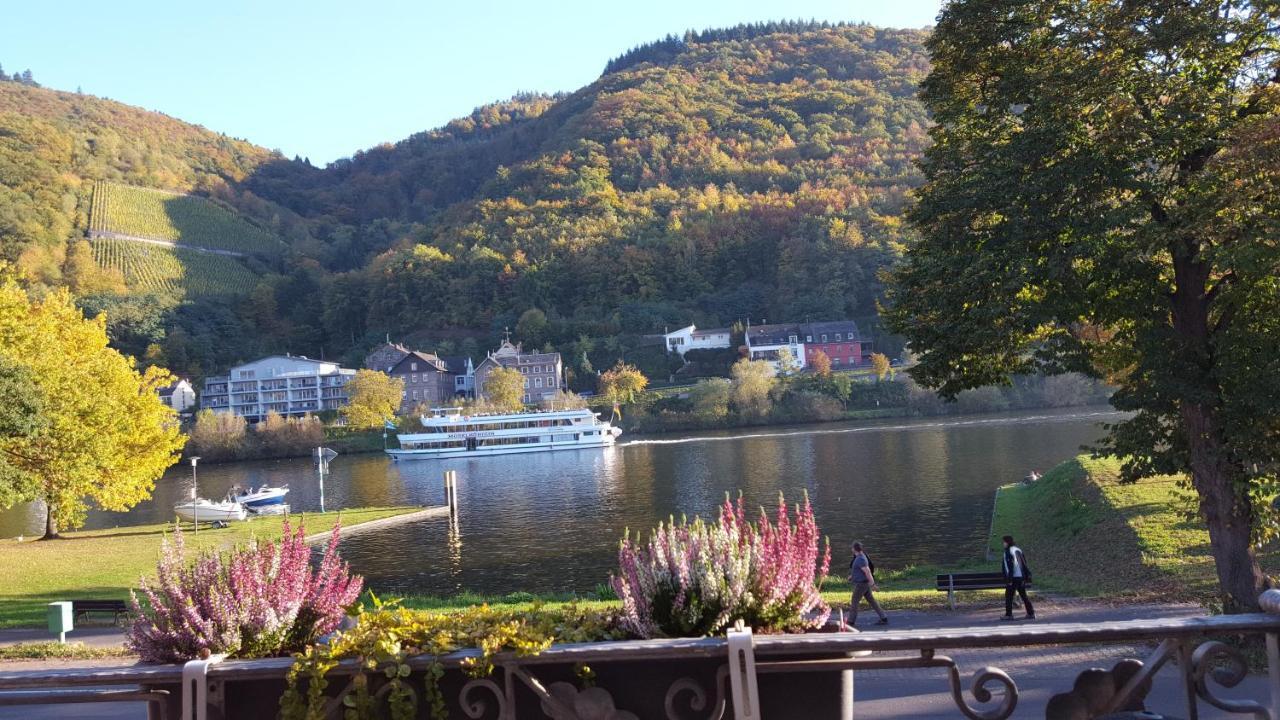 Ferienwohnung "Edeltrud Deluxe Moselblick" Verbandsgemeinde Verbandsgemeinde Bernkastel-Kues Buitenkant foto